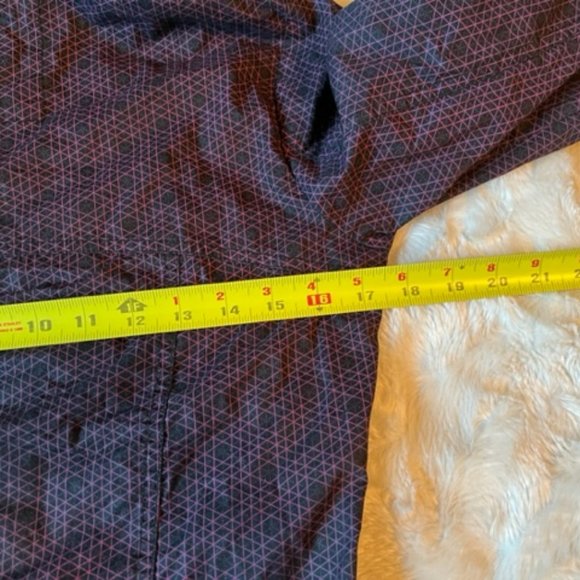 Bench BBQ Jacket with Hood Black and Pink Ladies Size Small (6) - Picture 8 of 12